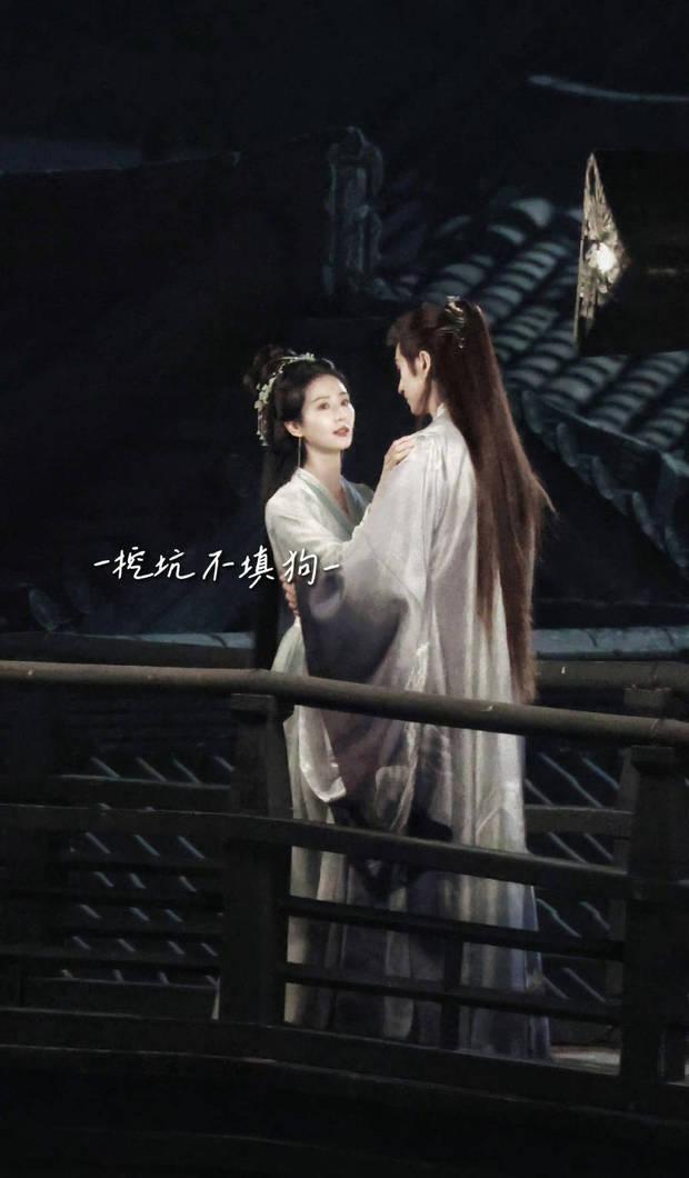 刘诗诗张云龙吻戏路透曝光 二人扮相惊艳CP感满满
搜狐娱乐讯 近日，​刘诗诗、张
