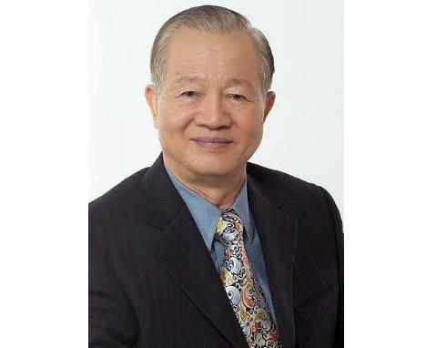 有一次在曾仕强演讲时，一个女生突然站起来向他提问：“请问还需要多久才能真正实现男