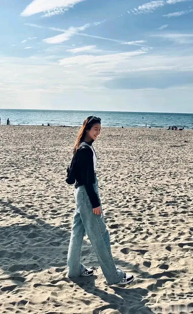 陈梦 这照片，不敢相信：1，不敢相信陈梦这么像电影明星2，不敢相信陈梦的笑容这么