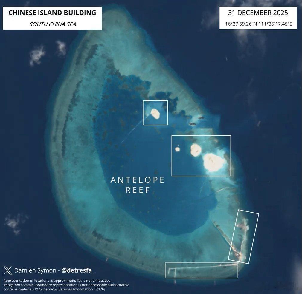 南海海域南沙方向羚羊礁再次吹填，面积或已达10平方公里。 