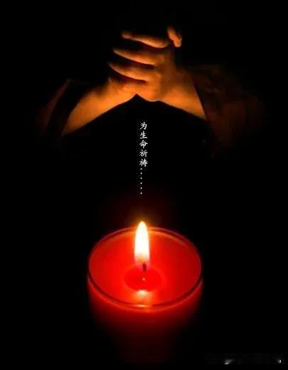 我们这代人，都记得这位“铁面柔情”的老人。

他目光如炬、行事果敢，言语间满是担