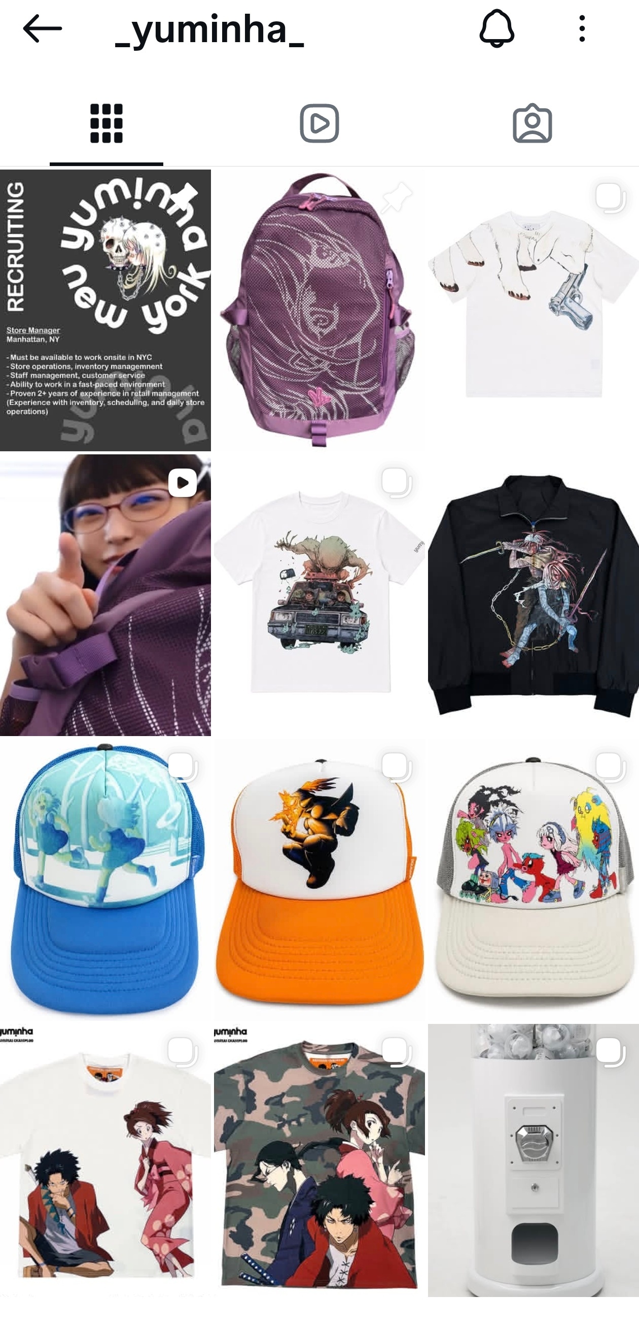 yuminha设计师主页一堆🧢👚帖子中夹杂一个khr，这个表情好搞笑 