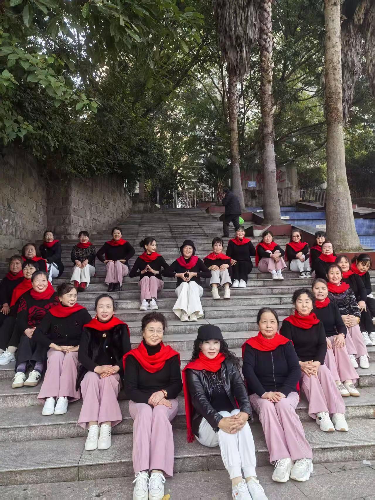 怎么高兴怎么玩 让我们舞出美丽舞出健康