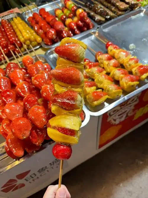 入冬第1个顶流出现了昨天不刚说这东西吃太多会成糖瓜脸吗？今天怎么我又开始来一个正