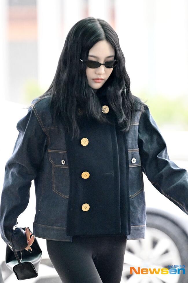 aespa今日机场新闻图状态如何？柳智敏、giselle、金玟庭、宁艺卓 