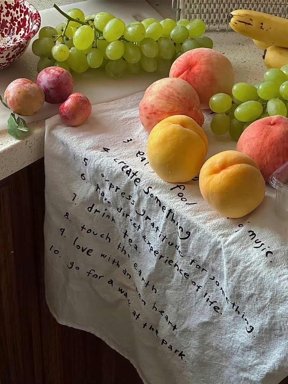 总体掉头回去纳指应该是对的，就是我们估计要加快布局速度了，定投有可能要加速。特朗