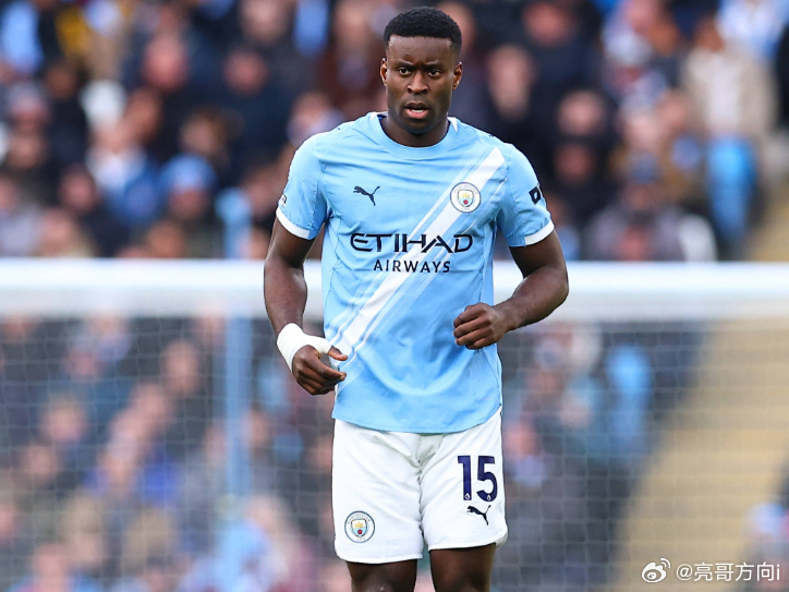 据The Athletic报道，格伊联赛杯半决赛首回合之后才加盟曼城，因此本赛季