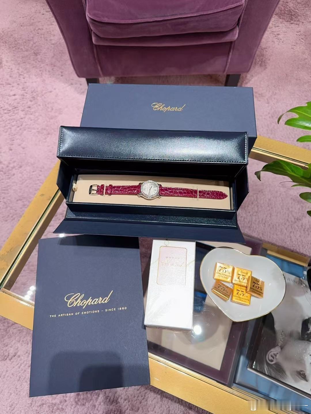 麻咪的chopard🆚老爸的VC🆚我的buccellat周大福[憧憬][憧憬