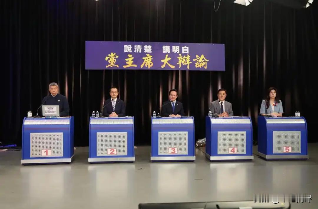 我是真服了，就国党那几头烂蒜还有人吹，有人吹这个有人吹那个，吹得还直吵架。你们是