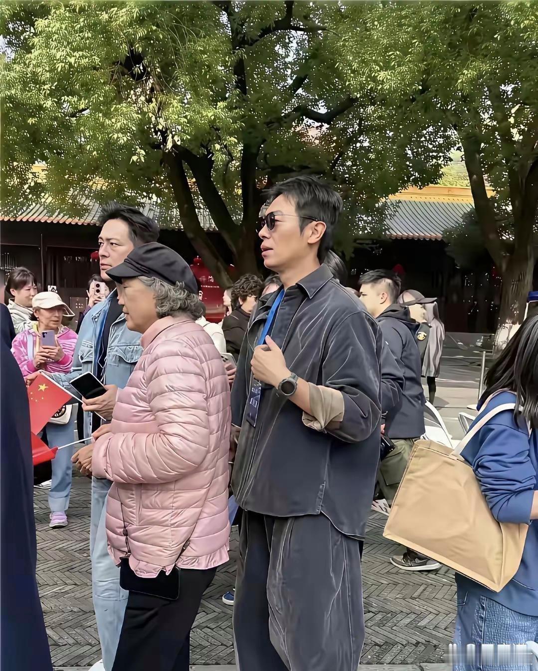 我感觉碰上明‏星了‎，‎‏但一下子⁠就是想不起来他叫‎啥‎﻿，谁‎‎⁠能懂这‏种