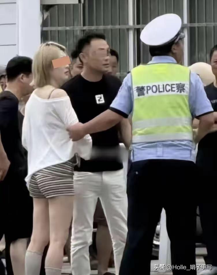 广德车祸后续看了真让人气炸！

太冷血！女司机撞人后催交警，只为送自家娃。

最