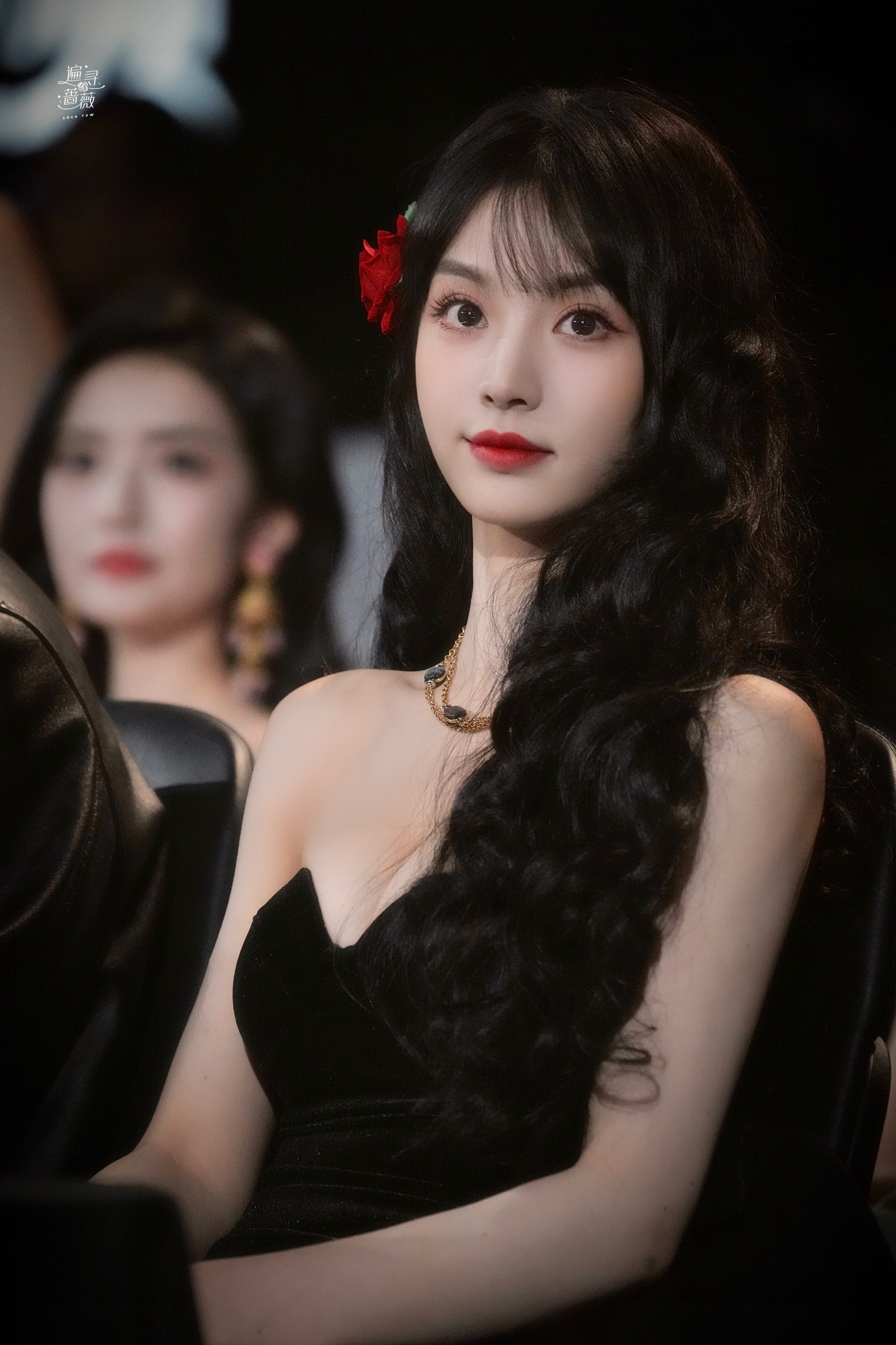 大眼美眉 田曦薇 ​​​
