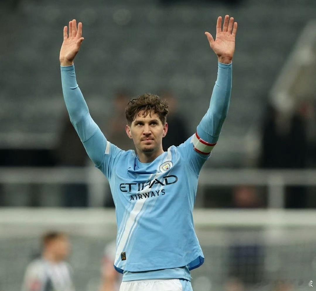 周薪25万镑！31岁锋线老将确认告别 9年曼城拿下18冠北京时间4月21日，罗马