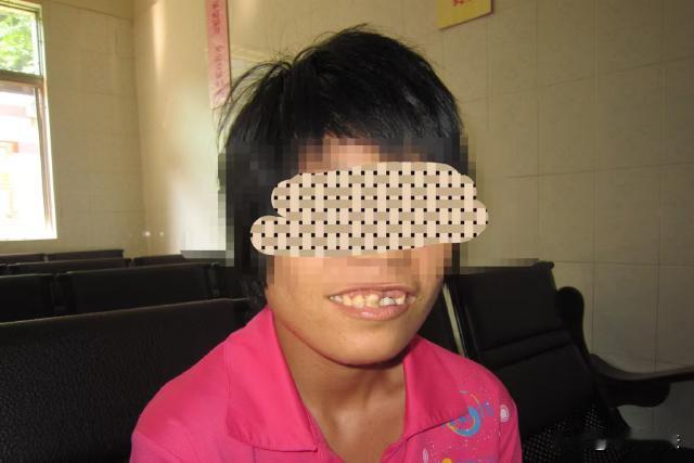 甘肃，36岁女子王某某患有中度智力发育迟缓，61岁男子黎某明知她智力不正常，仍与