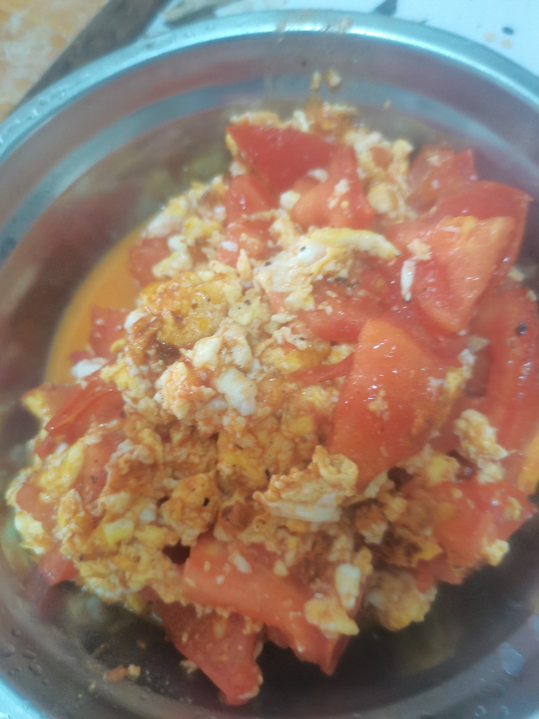 午饭还不错，土豆炖牛肉，西红柿炒鸡蛋 