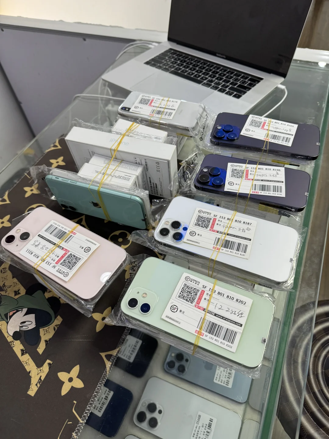 📲今天出单了12台iPhone，感谢姐妹们支持