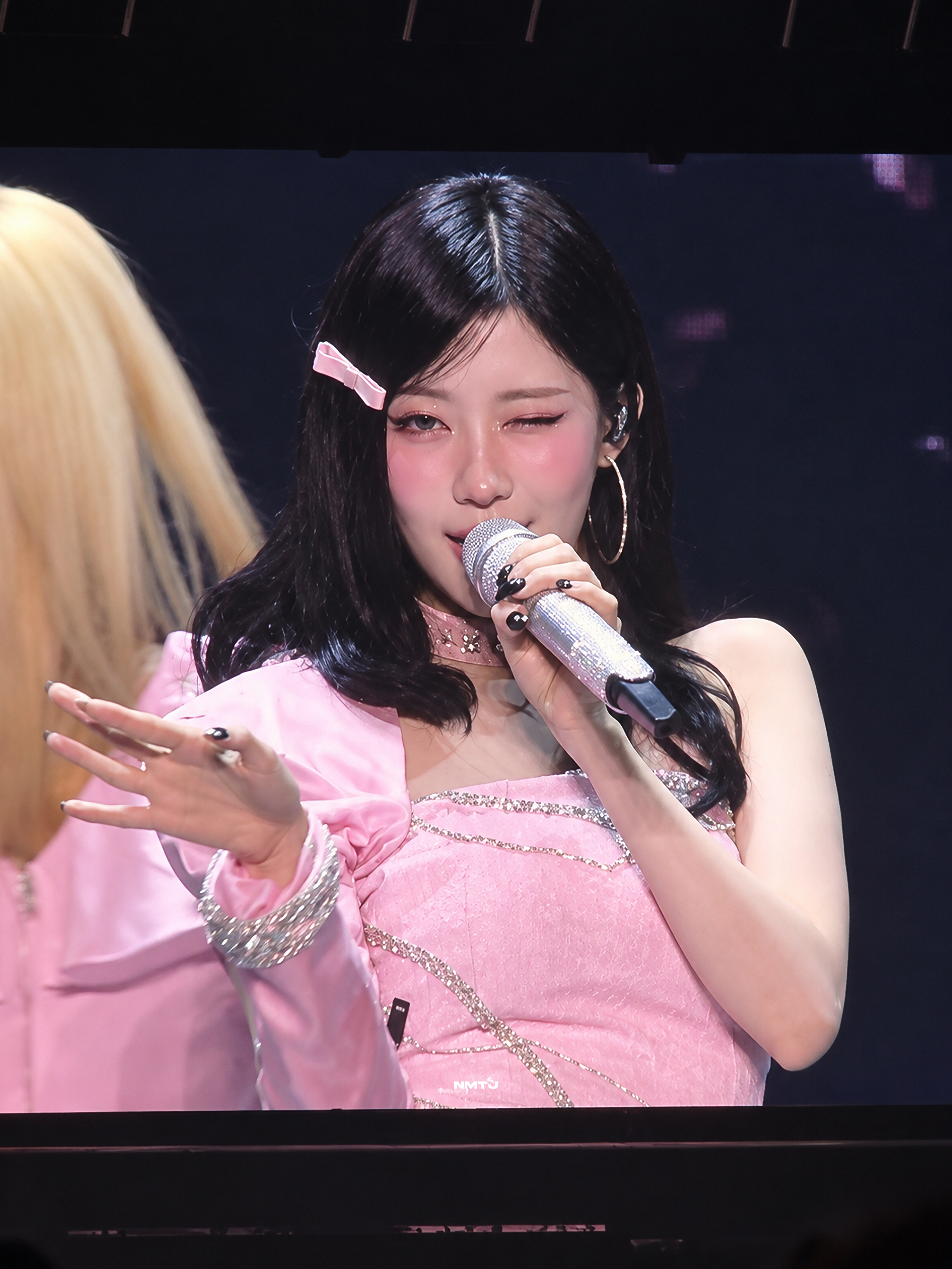 260911 大屏💗 ​​​