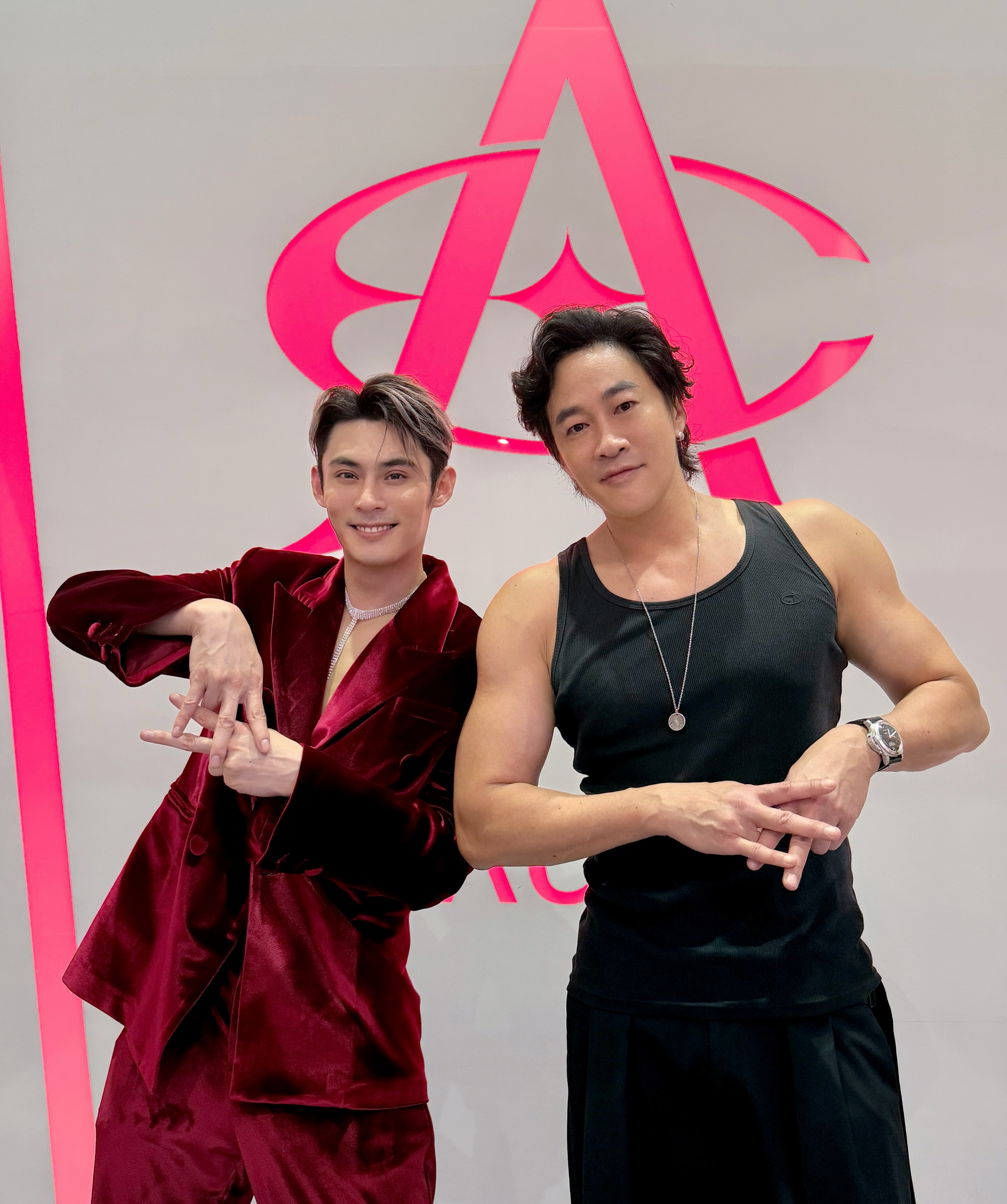陈奕陈奕加油  20260611 INS【chen_i_1016】謝謝P哥♠️一