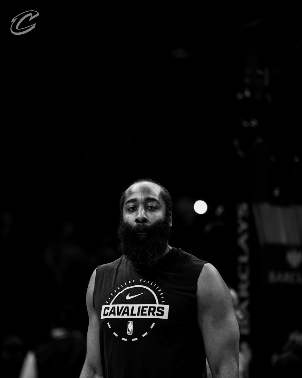 阿泰金森谈到哈登的回归:“还不错。上半场他显然没发挥出百分之百的状态。我觉得下半