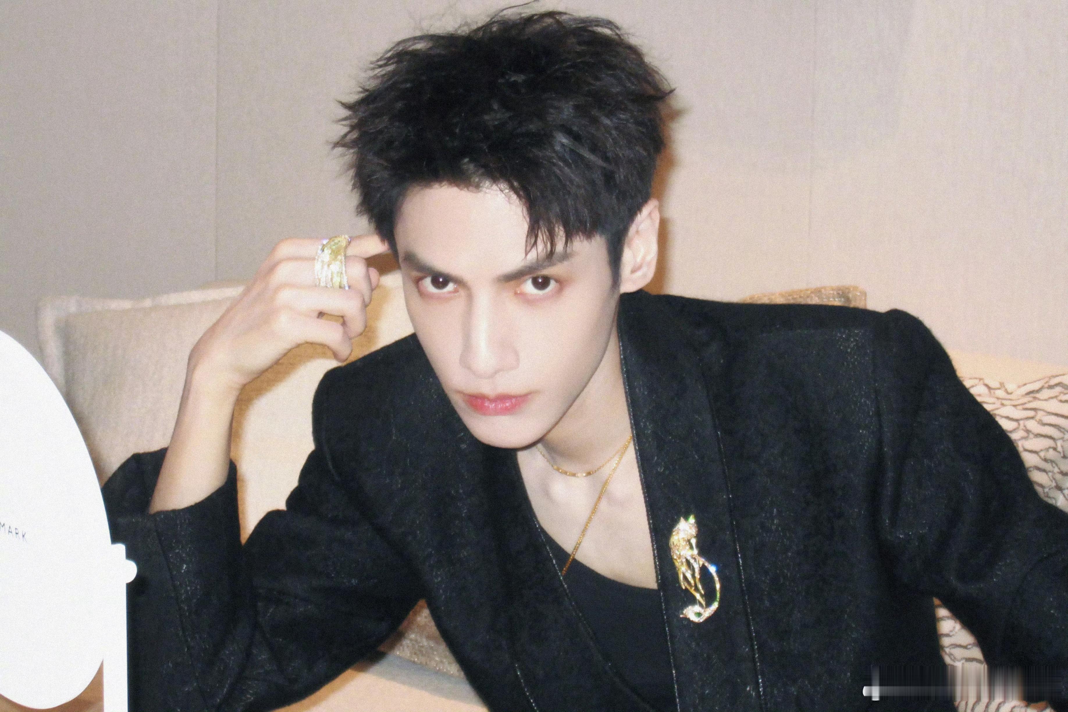 这张帅的有点无敌了 