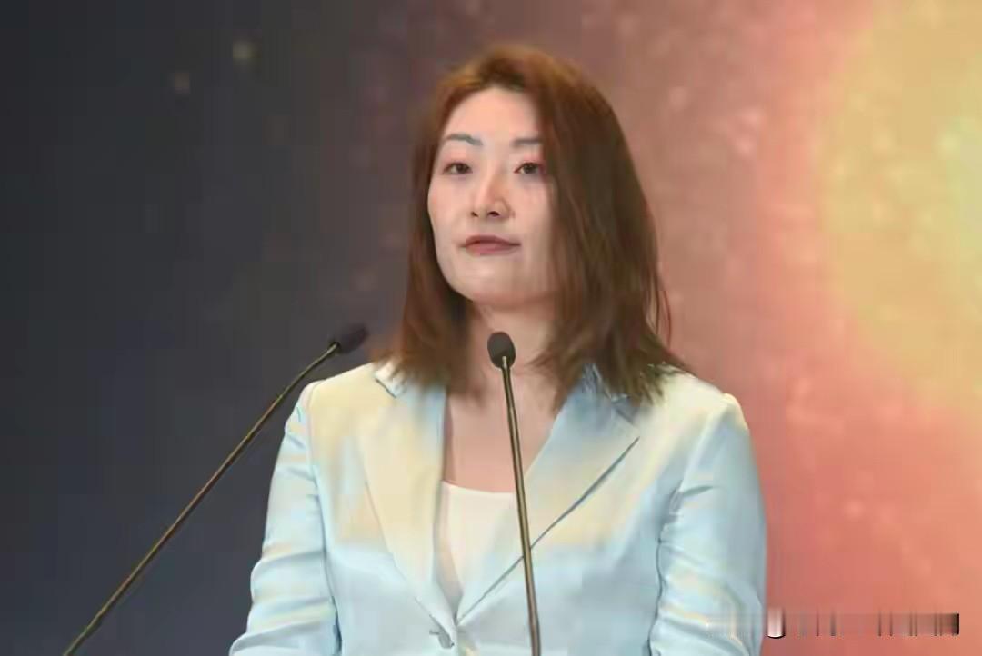 宗馥莉失算了，本来想靠上诉扭转局面，结果香港高等法院直接维持原判。

9月26日