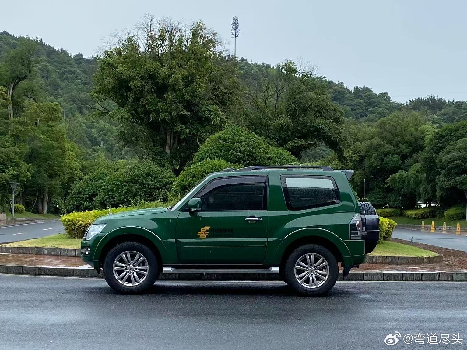 帕杰罗[超话]  EMS PAJERO V87三菱帕杰罗帕杰罗io ​帕杰罗v8