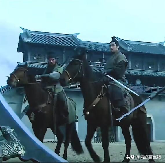 吕布比关羽还厉害吗?吕布vs关羽：谁才是三国“武力天花板”？正史与演义差太多！