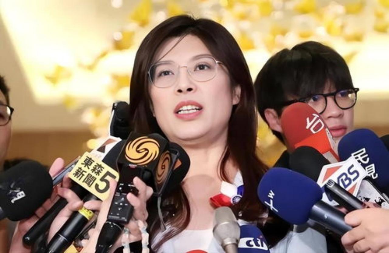 中国国民党主席郑丽文发表严正声明，9月19日，郑丽文为国民党屏东县长参选人苏清泉