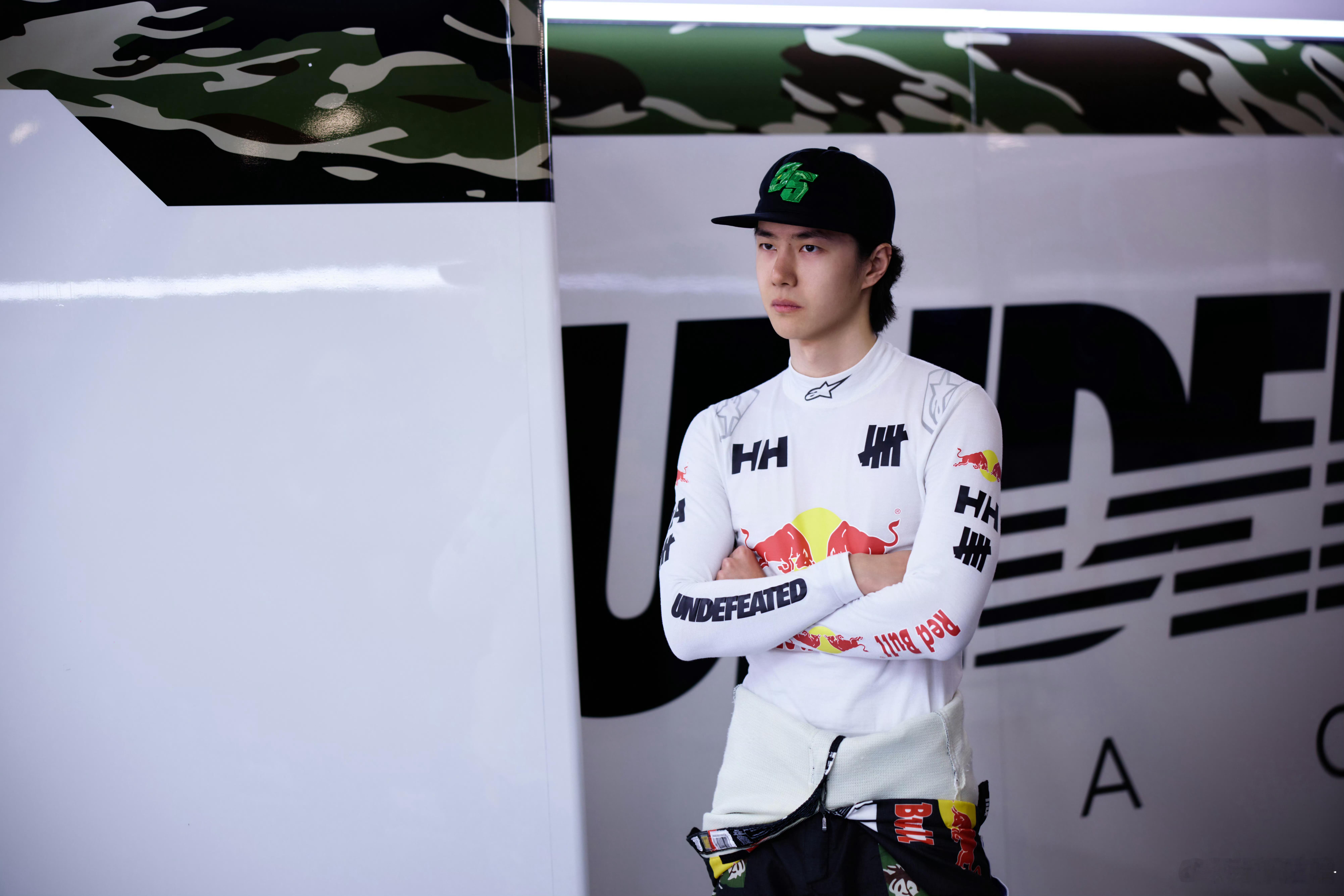 王一博比赛日下次再赛酷盖真的太酷了！疯狂为一博尖叫！2026 CHINA GT揭