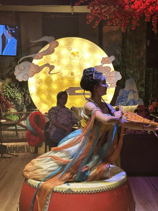 不是 ！！你们天津的酒馆还是太全面了…