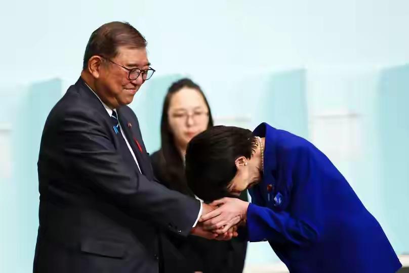 石破茂的揪心，恰恰印证了日本政治正滑向危险轨道！高市早苗的“大胜”绝非简单派系轮