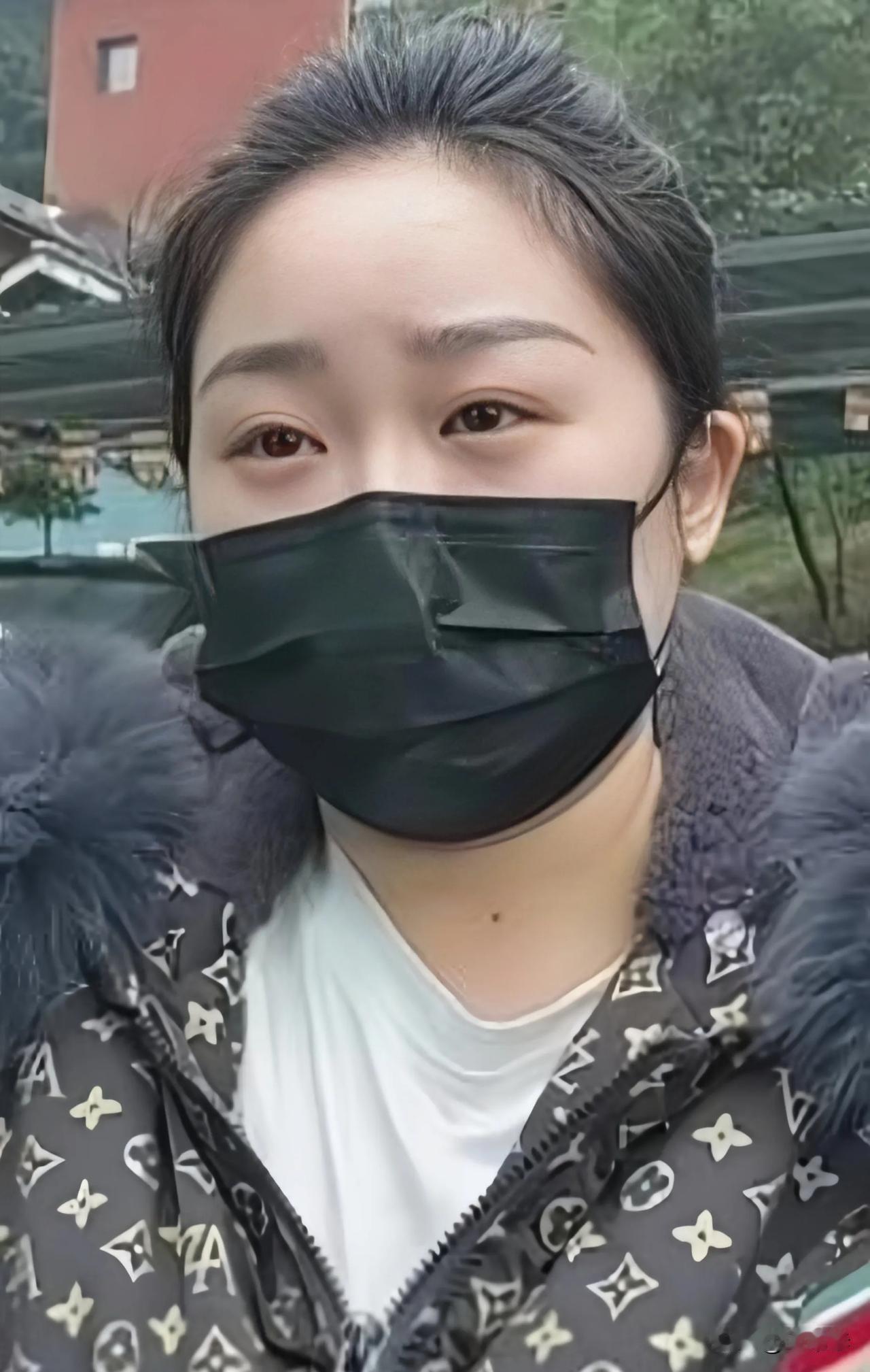 昨天，“重庆姐弟坠亡案”尘埃落定，冤有头债有主，历经3年时间，法律替陈女士讨回了