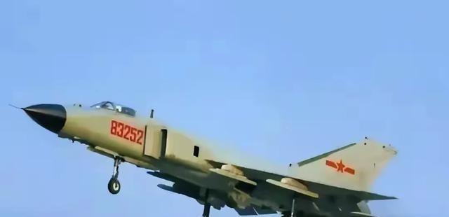 战争一旦爆发，中国3000架飞机根本上不了场？俄专家讲出了真相 西方媒体常称中国