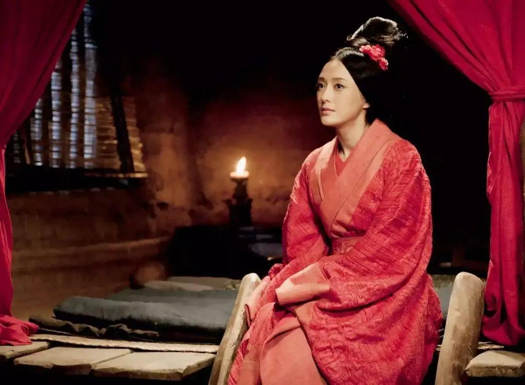 相面这个事情究竟是不是迷信，还是真能算出人的未来，我们科学家所述，现在人类对宇宙