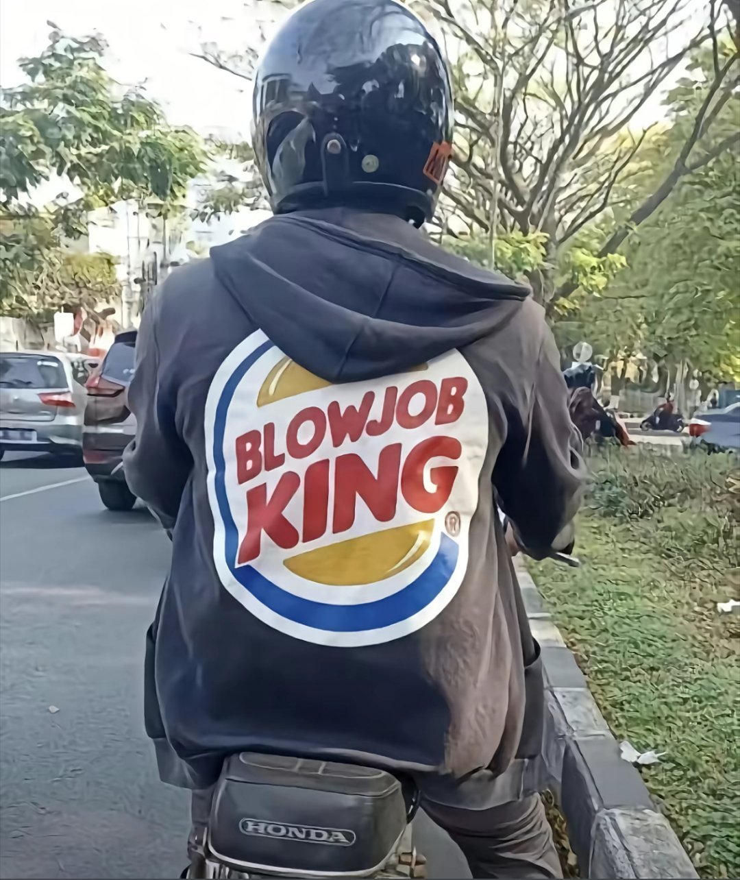 这不对吧 ​​​