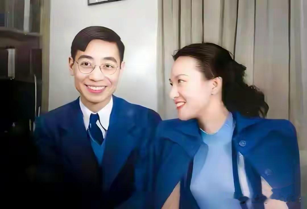 1947年，两位中国的留学生在美国康奈尔校园里留下这张珍贵合影，在不久后他们在1