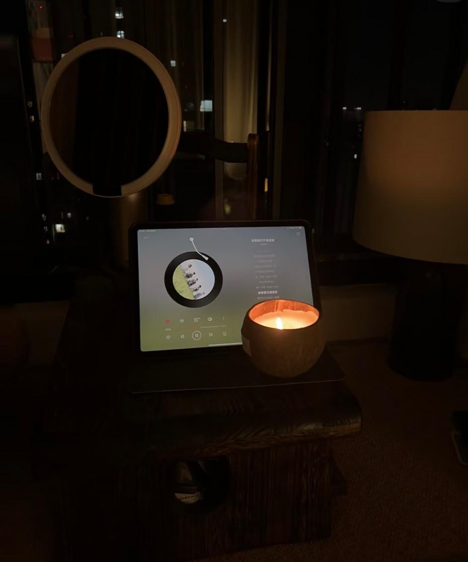 听歌是最能体现一个人审美的每个人的歌单都是专属风格。喜欢的音乐类型、品味各不相同