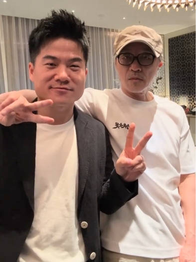 董宇辉在直播中自称看过《大话西游》不下500遍，周星驰当场反问“怎么也不至于那么