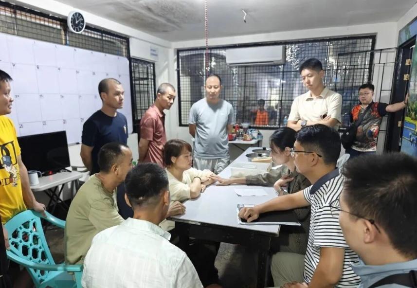 菲方执法突袭引发涉外纠纷 执法漏洞百出引争议

一场疑点重重的专项执法突袭，让6