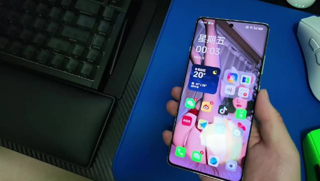 一加ace3pro陶瓷版，老机子了但质感手感无敌 ​
