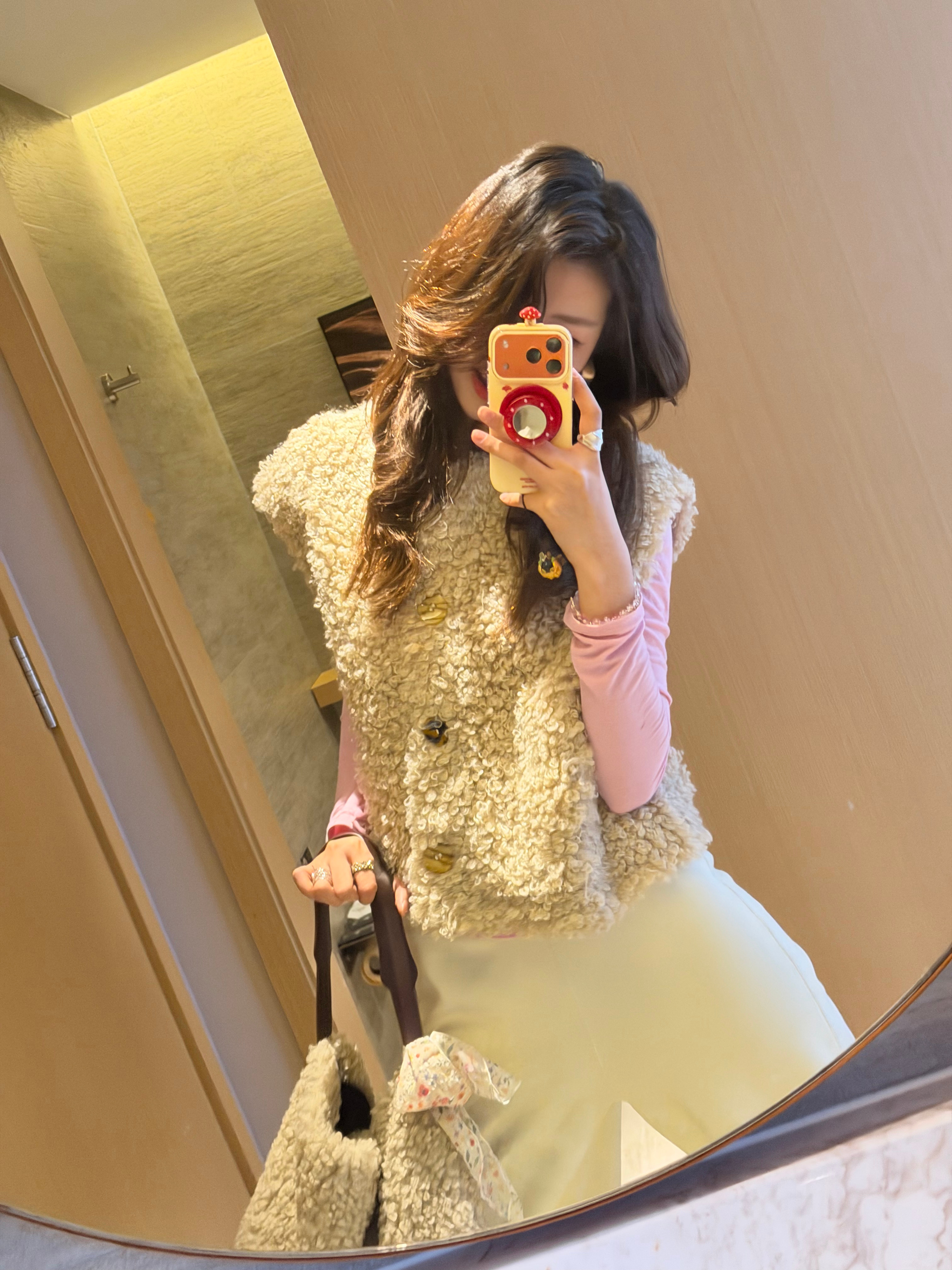 小熊出击！昆明天气实在太好了🥹（有人注意到我带了小熊choker 吗？ 穿搭小