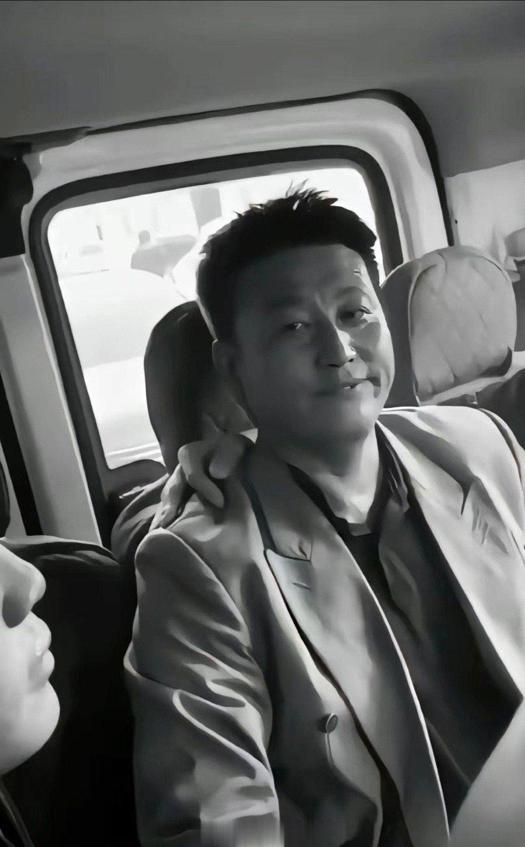 虽然他s了人，但他不是坏人，他只是犯了法，并没有犯错，真男人，李恩胜！ ​​​