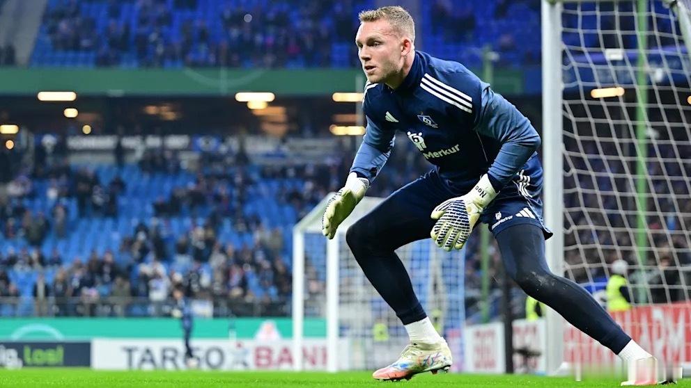 经历短暂罢训后，汉堡门将佩雷茨的前途有望得到解决，汉堡不需要支付过去约定好的租借