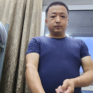孤单的华子