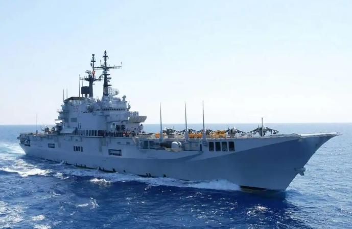 当地时间4月28日，意大利议会正式批准了这项捐赠计划，将服役近40年的"加里波第