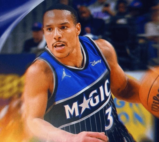 NBA季后赛今天继续打，魔术在自己的主场，和活塞打东部首轮第四场比赛。上一场魔术