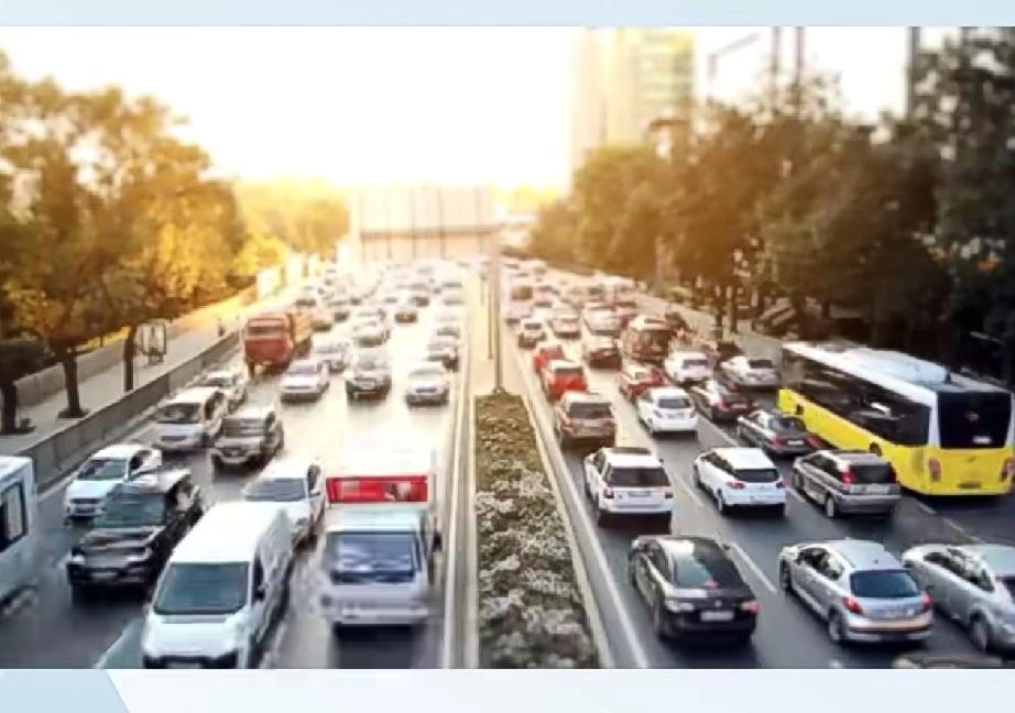 冬日生活打卡季据青岛交管最新发布数据，2025年青岛全市机动车保有量为409.5