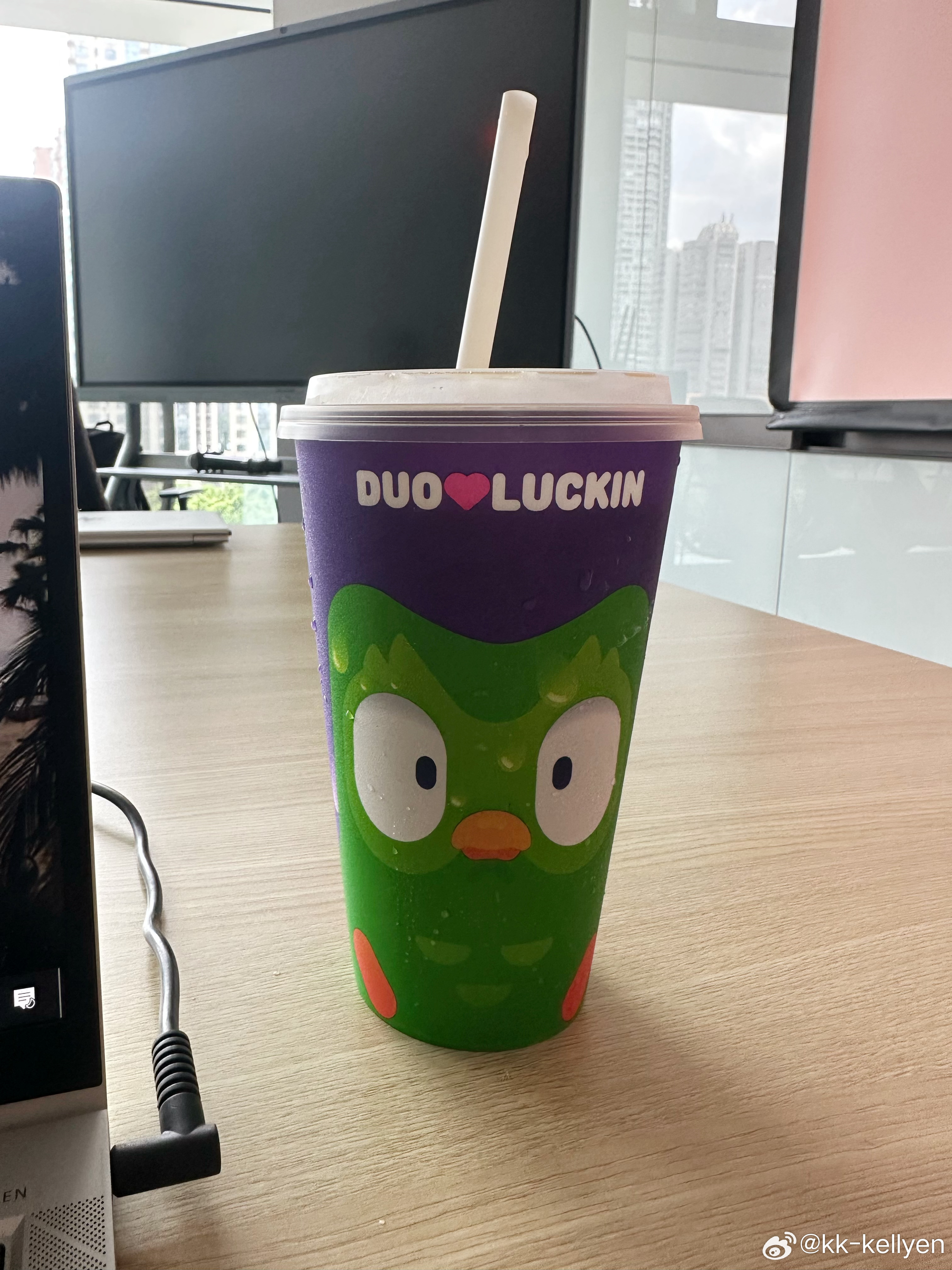 嗯，现在我的心情和你一样… 