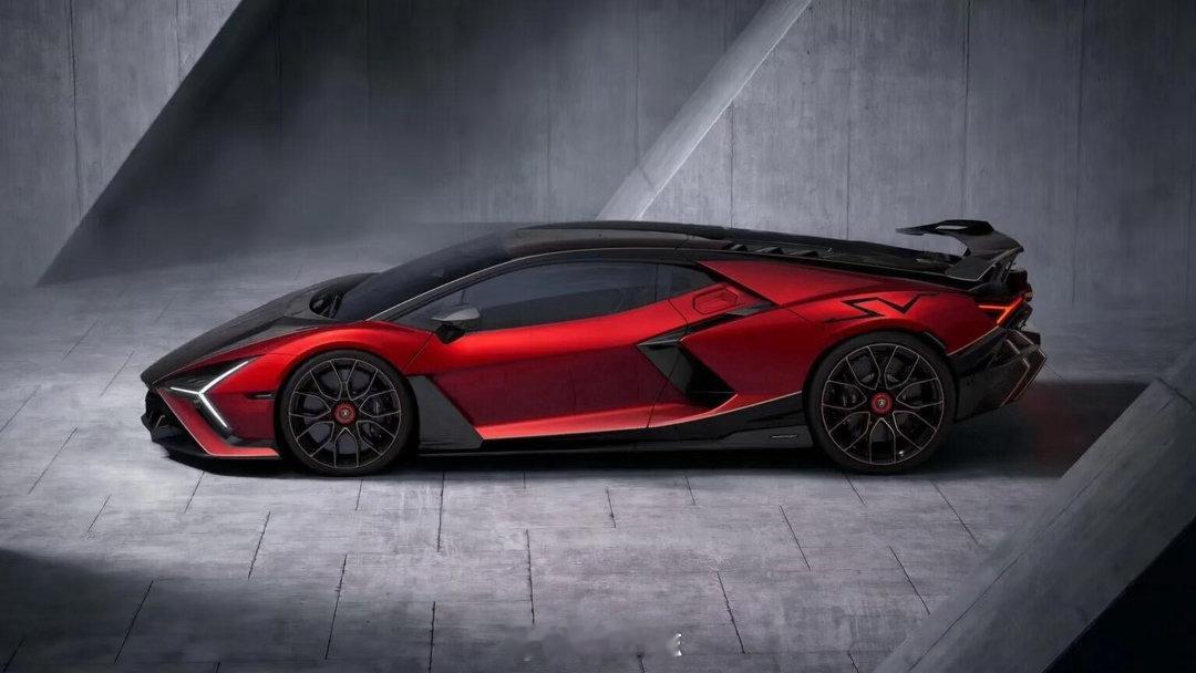 最新大牛赛道版，Revuelto SV发布🐂1050匹混动V12🔥全球限量1