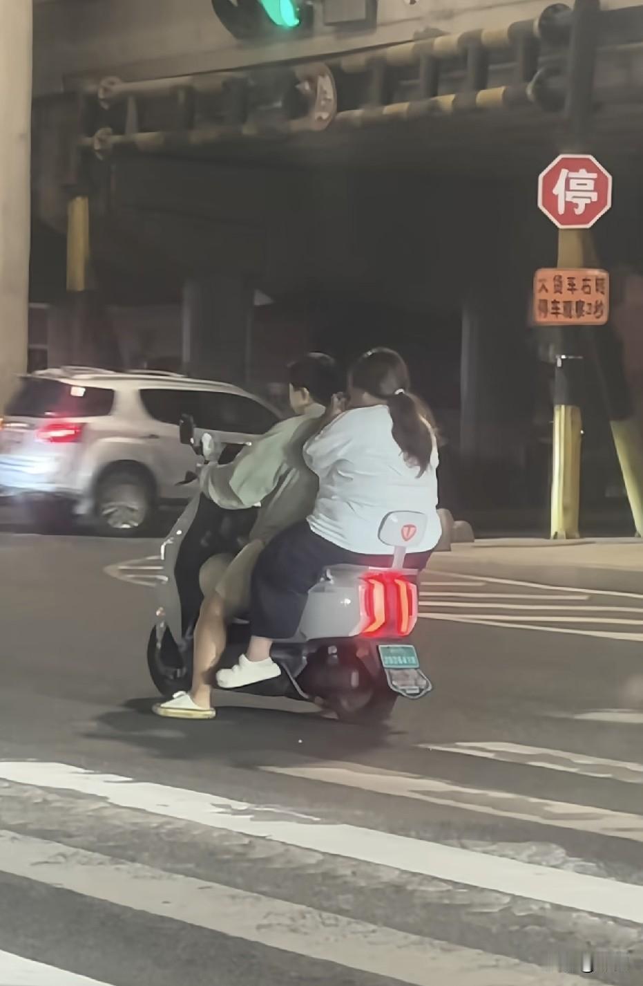 各位都知道应该买啥电瓶车了吧[看]